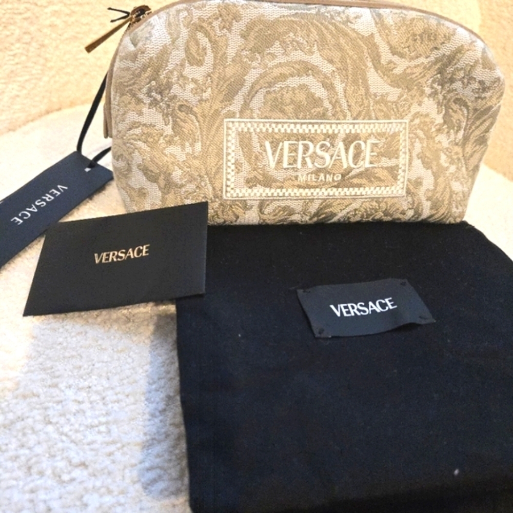 NWT Versace Beige Pouch - Picture 12 of 16